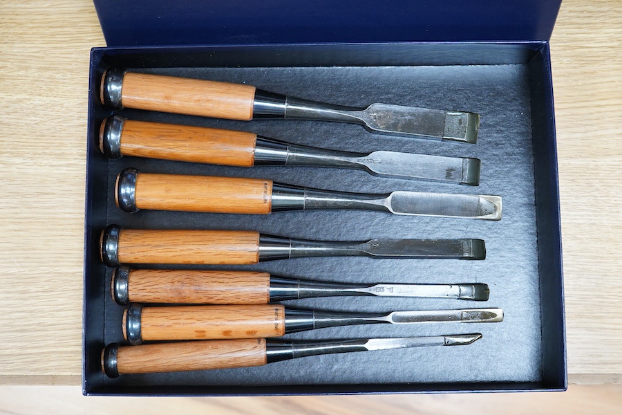 Four sets of Japanese chisels, including a set of six Kote Nomi cranked neck trowel chisels, a set of seven mortise chisels, and two other cabinetmakers sets (22 in total), plus two Japanese hammers/mallets